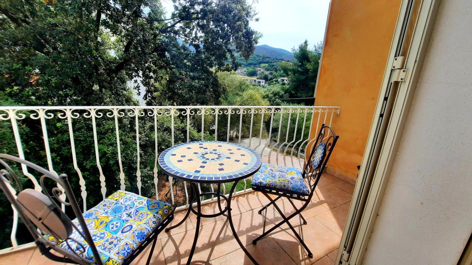 Villa Agnese Badesi Exterior photo
